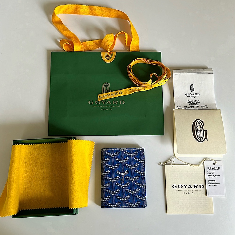 Authentic Goyard St. Marc Card Holder.